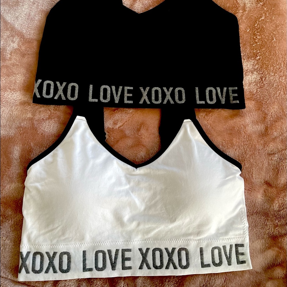 NWOT 2 Pack XOXO Seamless Sports Bras Size 1X Runs Small Fits More Like a L/XL